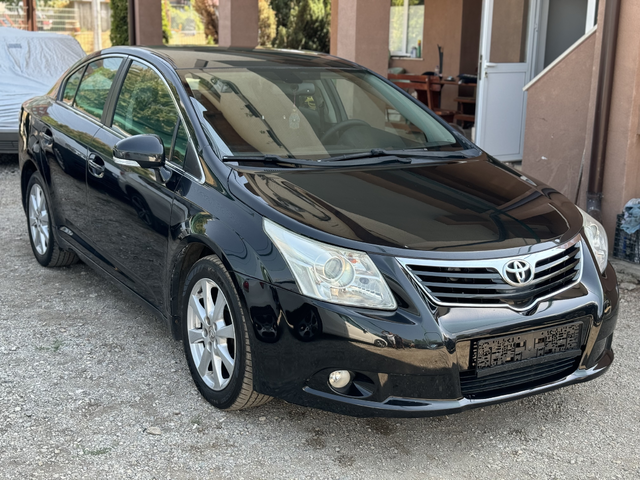 Toyota Avensis 2.0d4d 126hp NAVI - автомобили, коли, обяви за нови и употребявани 2