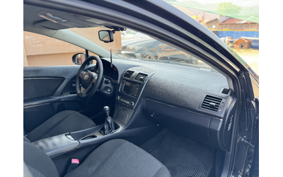 Toyota Avensis 2.0d4d 126hp NAVI - автомобили, коли, обяви за нови и употребявани 7