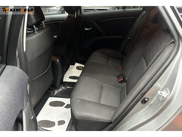 Toyota Avensis 2.2d 150 к.с. - автомобили, коли, обяви за нови и употребявани 12