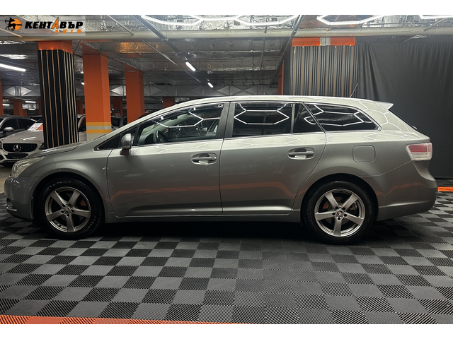 Toyota Avensis 2.2d 150 к.с. - автомобили, коли, обяви за нови и употребявани 2