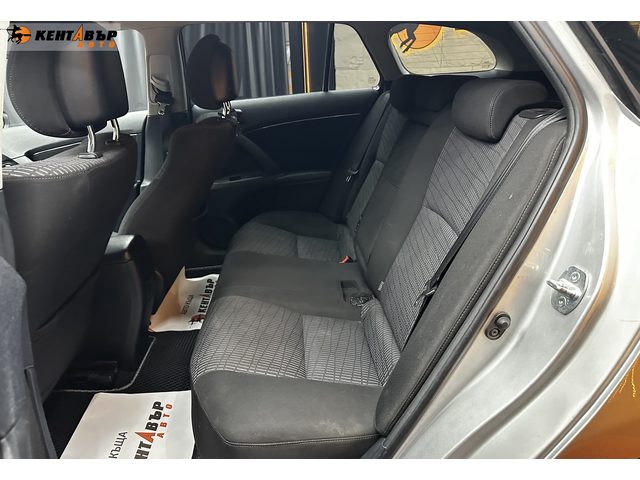 Toyota Avensis 2.2d 150 к.с. - автомобили, коли, обяви за нови и употребявани 7