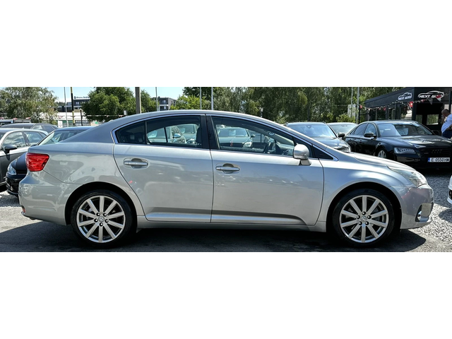 Toyota Avensis 2.2D 150HP CAMERA NAVI - автомобили, коли, обяви за нови и употребявани 3