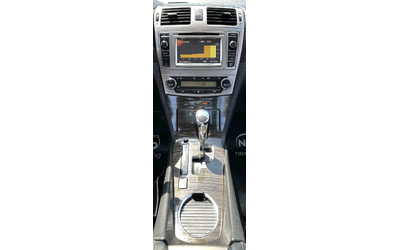 Toyota Avensis 2.2D 150HP CAMERA NAVI - автомобили, коли, обяви за нови и употребявани 9