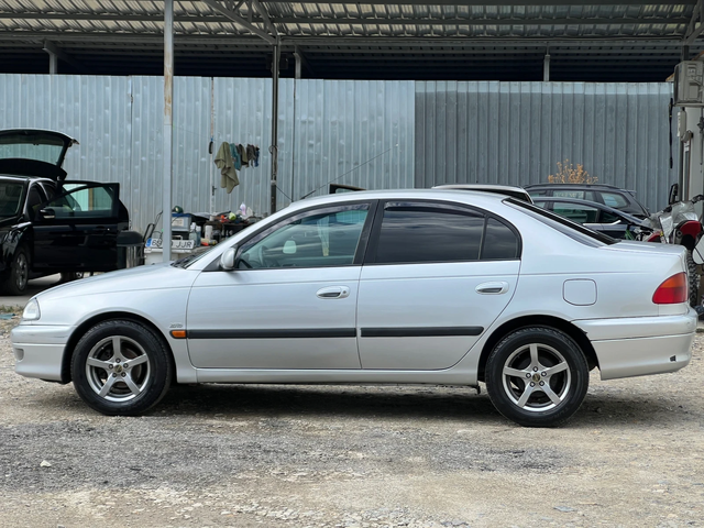 Toyota Avensis 2.0TD-90к.с/Климатик/Автоматични фарове/ел. Пакет - автомобили, коли, обяви за нови и употребявани 7