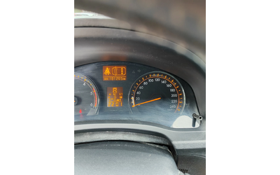 Toyota Avensis 2.2, 177к.с. - автомобили, коли, обяви за нови и употребявани 14