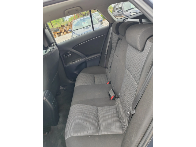 Toyota Avensis 2.2, 177к.с. - автомобили, коли, обяви за нови и употребявани 9