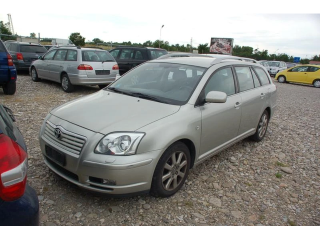 Toyota Avensis 2.2 D4D - автомобили, коли, обяви за нови и употребявани 0