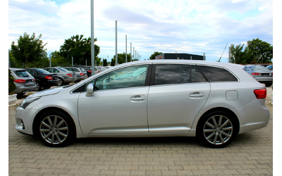 toyota-avensis - 2