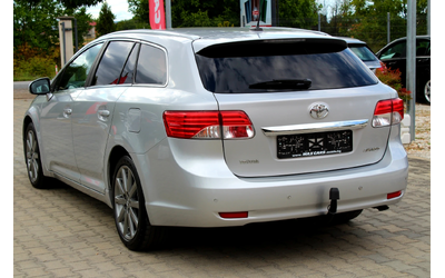 toyota-avensis - 3
