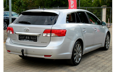 toyota-avensis - 5