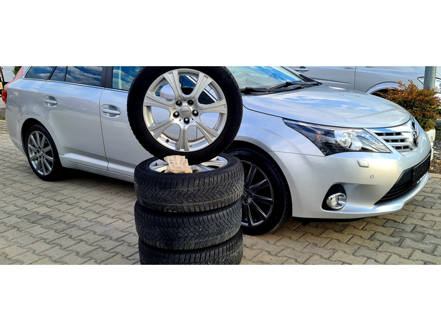 Toyota Avensis 2.2 D-4D D-Cat Executive/ЛИЗИНГ - автомобили, коли, обяви за нови и употребявани 8