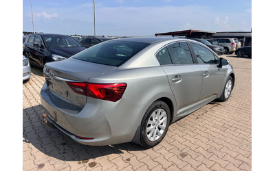 toyota-avensis - 5