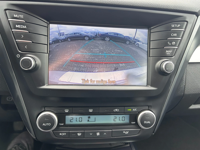 Toyota Avensis 1.6D-4D NAVI/KAMERA EURO 6 - автомобили, коли, обяви за нови и употребявани 12