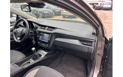 Toyota Avensis 1.6D-4D NAVI/KAMERA EURO 6 - автомобили, коли, обяви за нови и употребявани 9