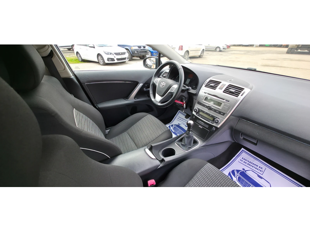 Toyota Avensis 1.6i 132k.c UNIKAT EURO 5B - автомобили, коли, обяви за нови и употребявани 12