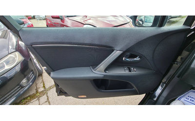 Toyota Avensis 1.6i 132k.c UNIKAT EURO 5B - автомобили, коли, обяви за нови и употребявани 13