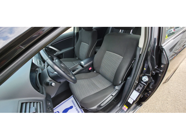 Toyota Avensis 1.6i 132k.c UNIKAT EURO 5B - автомобили, коли, обяви за нови и употребявани 8