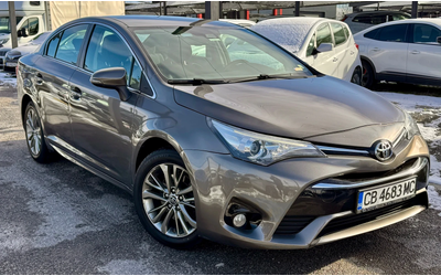 toyota-avensis - 2