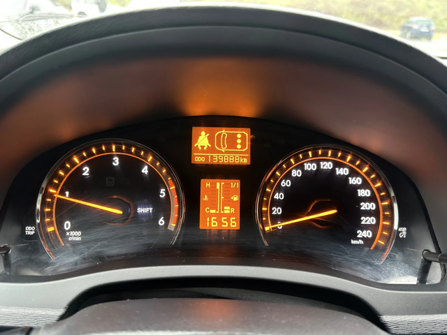 Toyota Avensis D4d - автомобили, коли, обяви за нови и употребявани 13