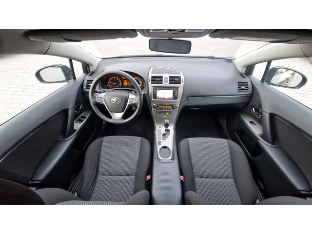 Toyota Avensis ЛИЗИНГ АВТОМАТ - автомобили, коли, обяви за нови и употребявани 12