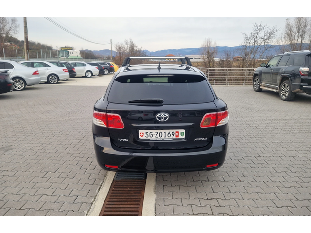 Toyota Avensis ЛИЗИНГ АВТОМАТ - автомобили, коли, обяви за нови и употребявани 3