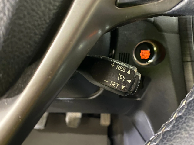 Toyota Avensis - автомобили, коли, обяви за нови и употребявани 10