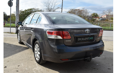 toyota-avensis - 2