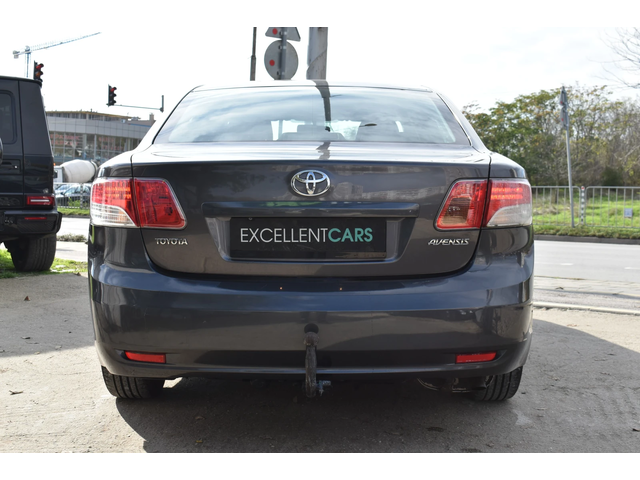 Toyota Avensis 2.0i* AUTOMAT - автомобили, коли, обяви за нови и употребявани 4