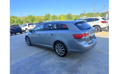 toyota-avensis - 4