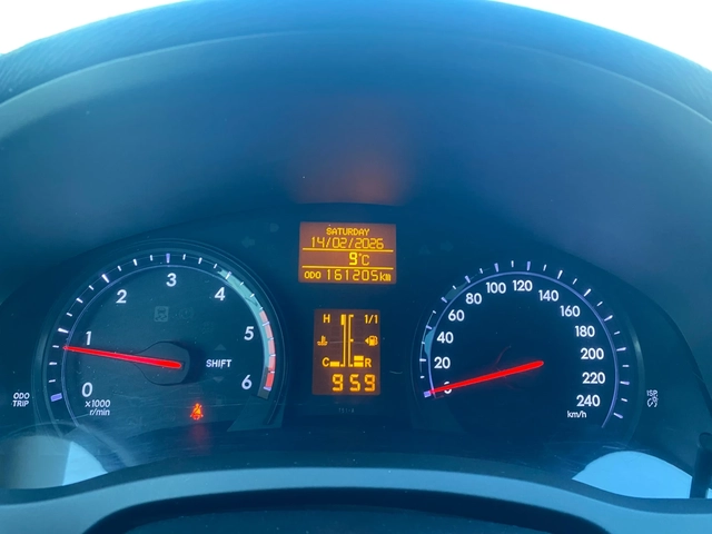 Toyota Avensis 2.0D - автомобили, коли, обяви за нови и употребявани 16