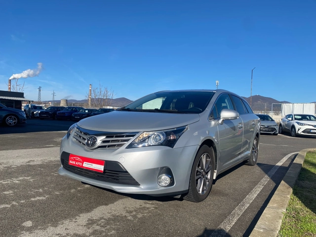 Toyota Avensis 2.0D - автомобили, коли, обяви за нови и употребявани 7