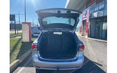 Toyota Avensis 2.0D - автомобили, коли, обяви за нови и употребявани 8