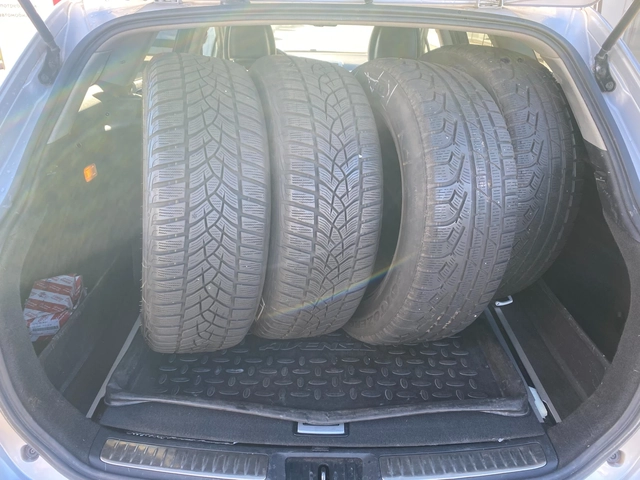 Toyota Avensis 2.0D - автомобили, коли, обяви за нови и употребявани 9