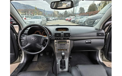 Toyota Avensis 2.0 BENZ - автомобили, коли, обяви за нови и употребявани 9