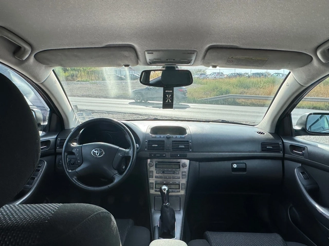 Toyota Avensis Бензин/Метан - автомобили, коли, обяви за нови и употребявани 12