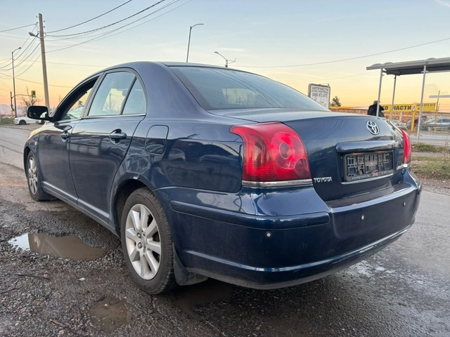 Toyota Avensis 1, 800 EURO4 - автомобили, коли, обяви за нови и употребявани 3