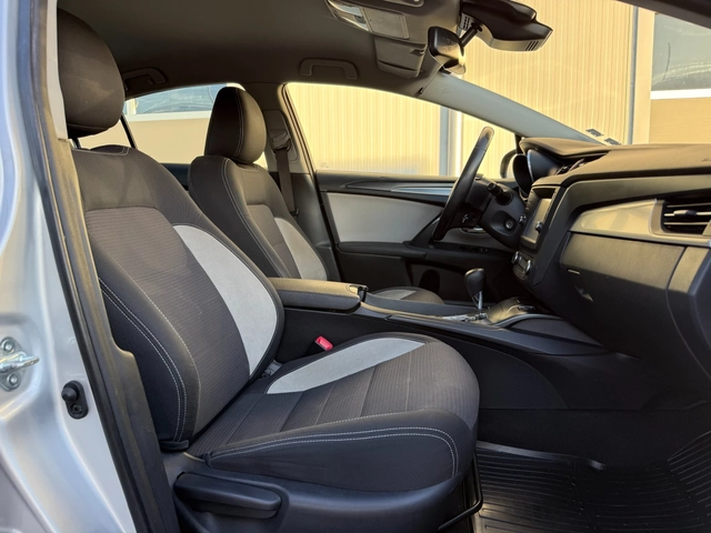 Toyota Avensis 1.8i VVT-i - автомобили, коли, обяви за нови и употребявани 12