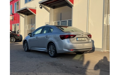 toyota-avensis - 2