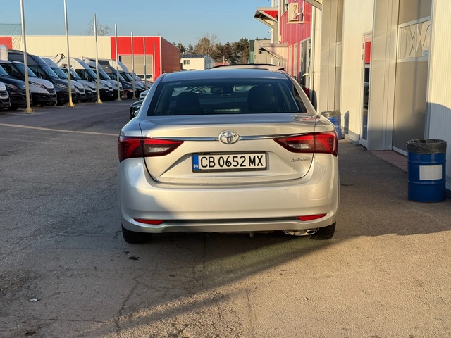 Toyota Avensis 1.8i VVT-i - автомобили, коли, обяви за нови и употребявани 3
