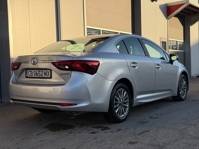 Toyota Avensis 1.8i VVT-i - автомобили, коли, обяви за нови и употребявани 4