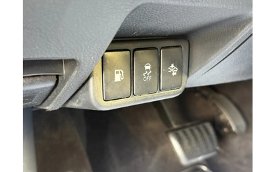 Toyota Avensis 1.8i VVT-i - автомобили, коли, обяви за нови и употребявани 8