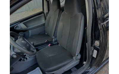 Toyota Aygo 1.0i- 68к.с. Нов внос от Италия - автомобили, коли, обяви за нови и употребявани 10