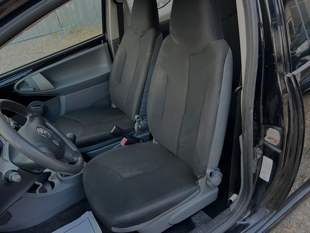 Toyota Aygo 1.0i- 68к.с. Нов внос от Италия - автомобили, коли, обяви за нови и употребявани 10