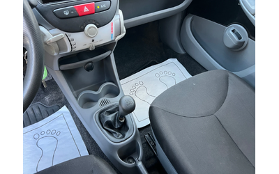 Toyota Aygo 1.0i- 68к.с. Нов внос от Италия - автомобили, коли, обяви за нови и употребявани 13