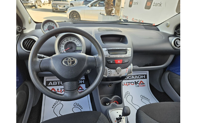 Toyota Aygo 1.0vvti-68кс= АВТОМАТ= 100.000км= КЛИМАТИК - автомобили, коли, обяви за нови и употребявани 10