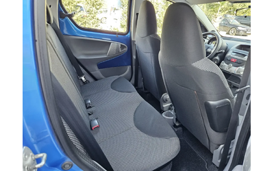 Toyota Aygo 1.0vvti-68кс= АВТОМАТ= 100.000км= КЛИМАТИК - автомобили, коли, обяви за нови и употребявани 13