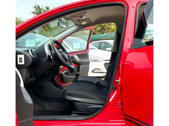 Toyota Aygo 1.0i 68HP - автомобили, коли, обяви за нови и употребявани 8