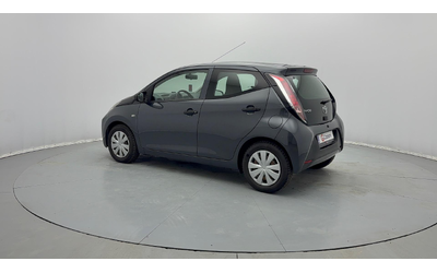 Toyota Aygo - автомобили, коли, обяви за нови и употребявани 28