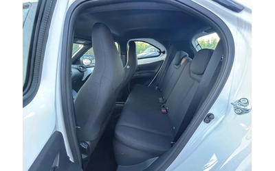Toyota Aygo X* 1.5HEV* ФАБРИЧНО НОВ - автомобили, коли, обяви за нови и употребявани 12