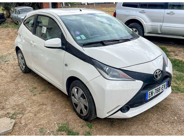 Toyota Aygo КЛИМА/АВТОМАТ/НОВ ВНОС! - автомобили, коли, обяви за нови и употребявани 0